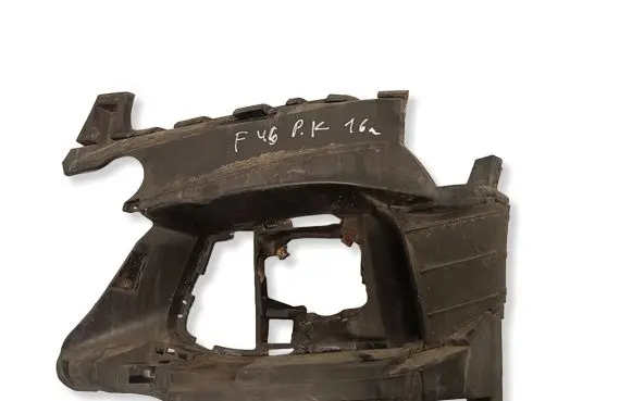 BMW 2 F46 Front bumper mounting bracket 8057883 5111 19593510
