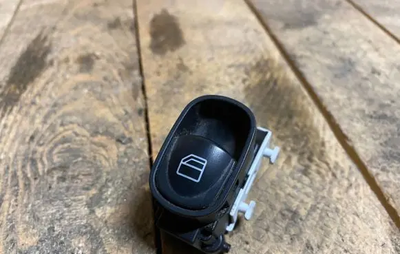 Mercedes-Benz CLK A209 C209 Electric window control switch A2098203510 2098203510