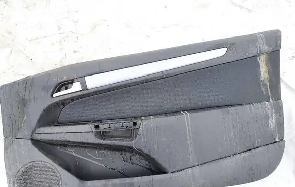 Opel Astra H Front door card panel trim 13183592