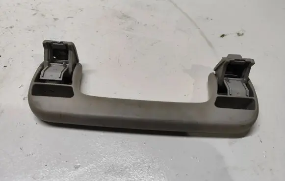 Audi A4 S4 B7 8E 8H Front interior roof grab handle 8E0857607