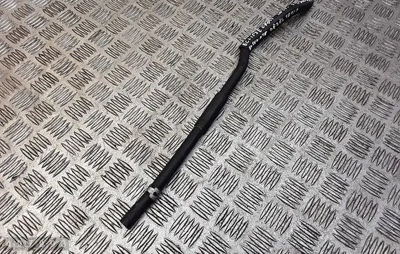 Gearbox oil cooler pipe/hose