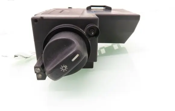Mercedes-Benz CLK A208 C208 Light switch 2105451404