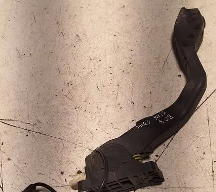 Peugeot 307 Accelerator throttle pedal 0280755001 9650889180