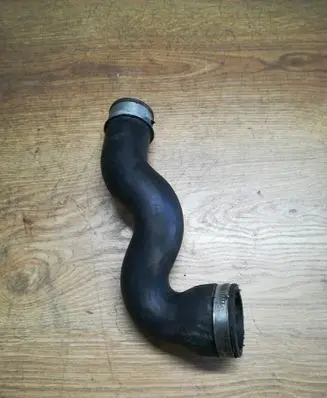 Intercooler hose/pipe