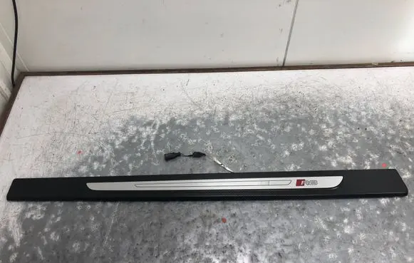 Audi R8 4S Foot area side trim 4S0853861C-BILI 4S0853861C