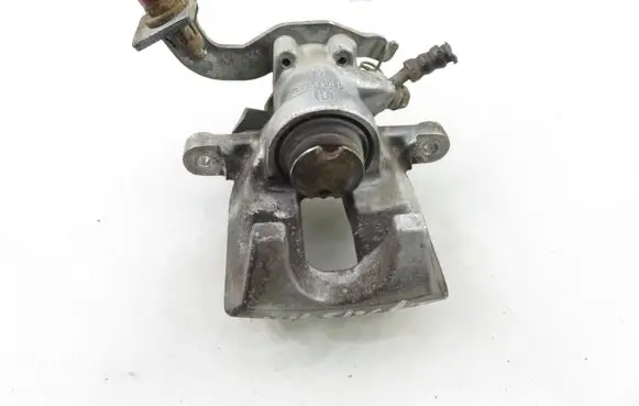 Toyota Auris 150 Rear brake caliper 