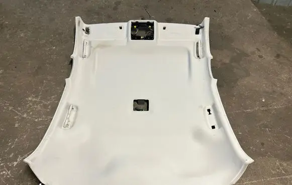 Jaguar XE Headlining 
