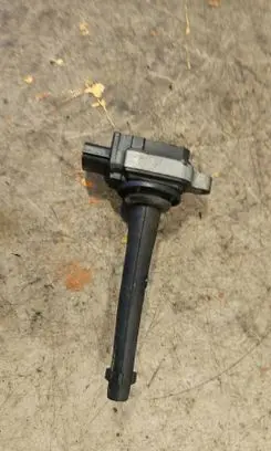 Nissan X-Trail T31 High voltage ignition coil 0221604014