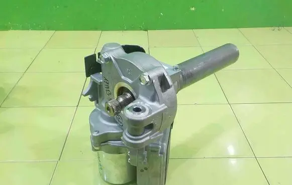Mazda 6 Power steering pump Q003TA6184