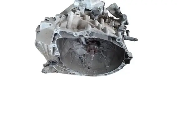 Citroen C4 Cactus Manual 6 speed gearbox 9801309210