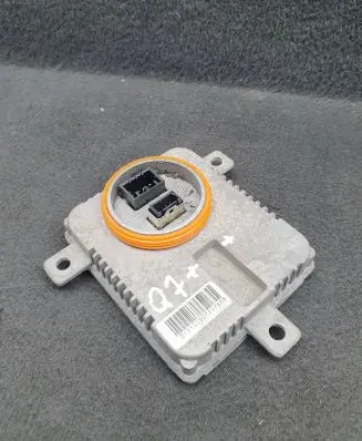 Audi Q7 4L Headlight ballast module Xenon 8K0941597B