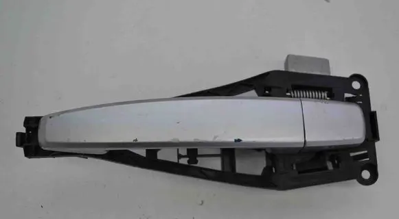 Opel Astra H Front door exterior handle