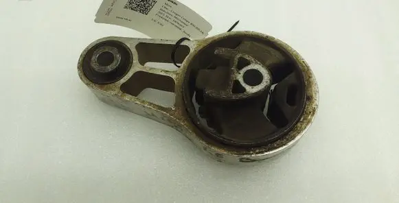 Mini One - Cooper Coupe R56 Engine mount bracket 6783094