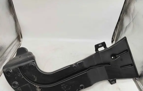 Mercedes-Benz CLA C118 X118 Cabin air duct channel a2478310200