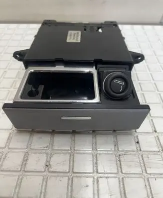 BMW 5 E60 E61 Car ashtray 6976376 01122009