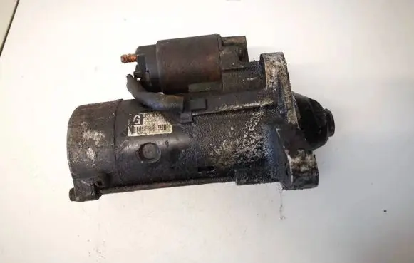 Mazda 5 Starter motor m002t88671