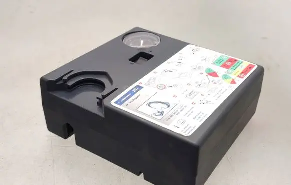 XPeng G3 Tire air pump compressor 8V2119G525AA