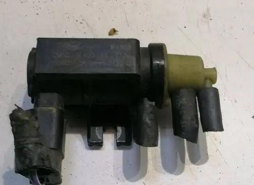 Ford Focus Turbo solenoid valve CM5G-9F490-AA 15T132