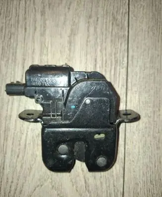 Renault Captur Tailgate lock latch 846307169R 40557160