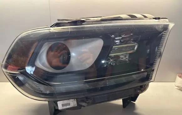 Dodge Durango Headlight/headlamp 68261182AD