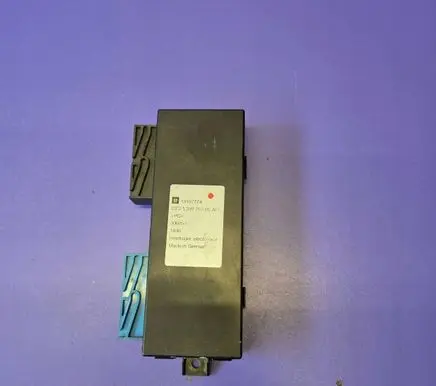 Opel Astra H Convertible roof control unit 133025305 006851 13197774