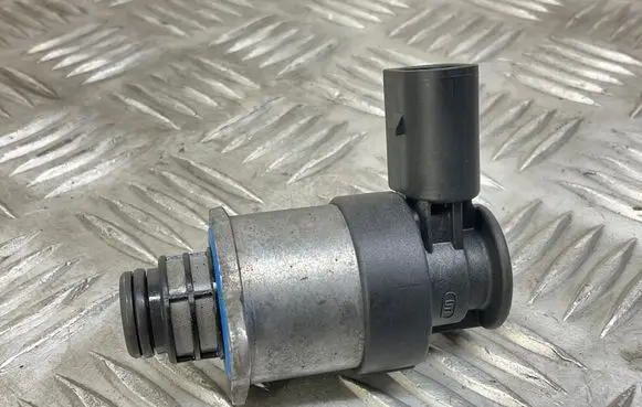 Audi A4 Allroad B8 Fuel pressure sensor 0928400768
