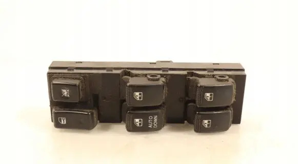 KIA Sportage Electric window control switch D37