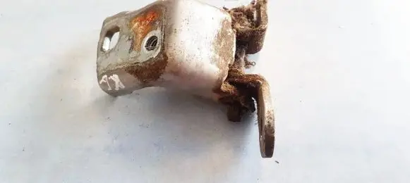 Ford Mondeo MK II Front door upper hinge 93BBF26801AK