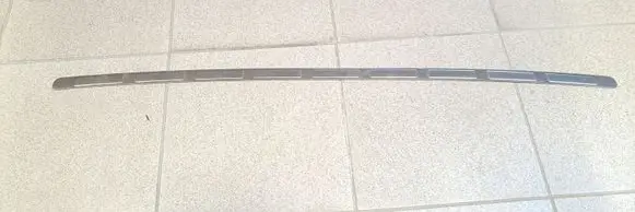 Rear bumper trim bar molding