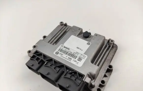 Mini One - Cooper Coupe R56 Engine control unit/module 0261S04363 7586134