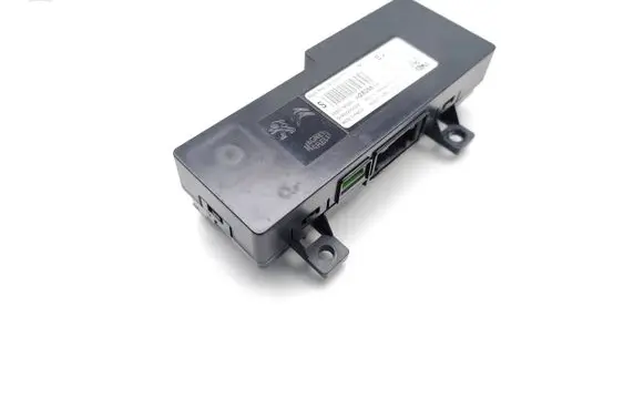 Peugeot Partner Bluetooth control unit module 9828266180