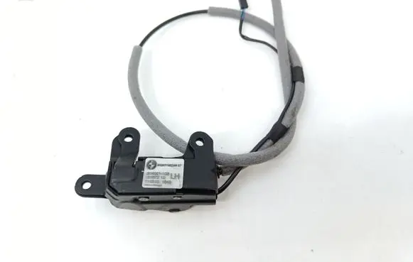 BMW X5 E70 Tailgate lock latch 7183196