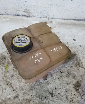 Ford Focus Coolant expansion tank/reservoir 3M5H8K218