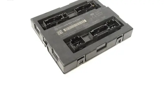 Audi A7 S7 4G Central body control module 4H0907064GN