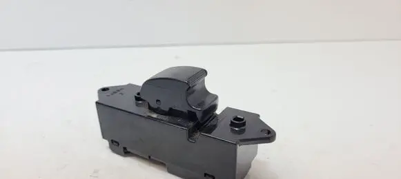 Mitsubishi Outlander Electric window control switch 8608A063