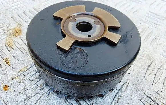 Volkswagen Atlas Camshaft vanos timing valve 03H109088E
