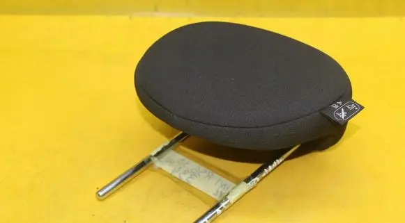 Mini One - Cooper Coupe R56 Rear seat headrest 