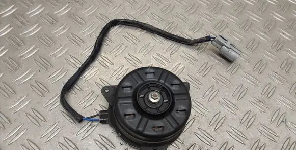 Toyota Prius (NHW20) Electric radiator cooling fan 1636321040