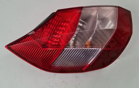 Renault Scenic II - Grand scenic II Rear/tail lights 8200127704 2SK00865901
