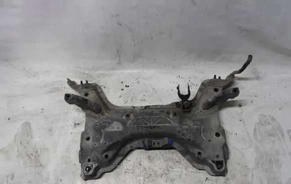 Peugeot 3008 I Front subframe 56735467