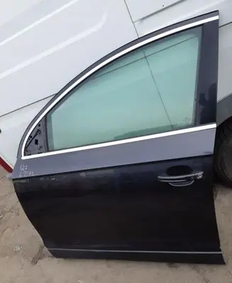 Audi Q7 4L Front door