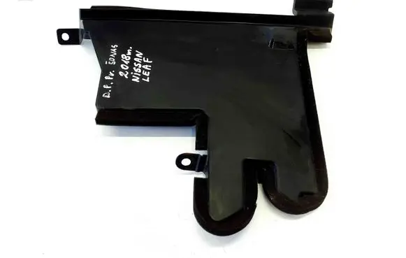 Nissan Leaf II (ZE1) Intercooler air guide/duct channel 921845SH0A