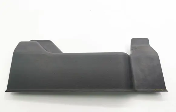 Mitsubishi Outlander (B) pillar trim (bottom) 7211A070