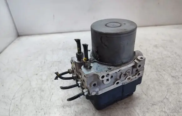 Infiniti Q50 ABS Pump 476604GC1A