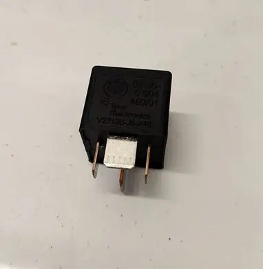 BMW 5 E60 E61 Other relay 6901469 V23136J6X48