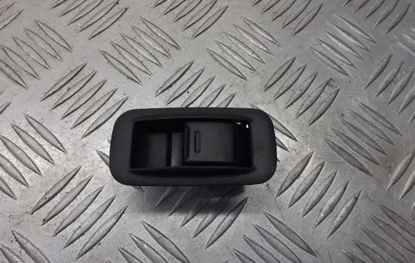 Toyota Corolla E110 Electric window control switch
