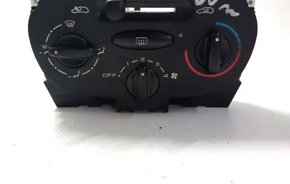 Peugeot 206 Climate control unit 64138