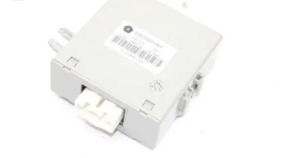 Jeep Compass Air suspension control unit module (rear) 05033301AH