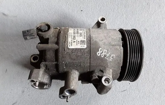 Volkswagen Polo V 6R Air conditioning (A/C) compressor (pump) 5K0820803A