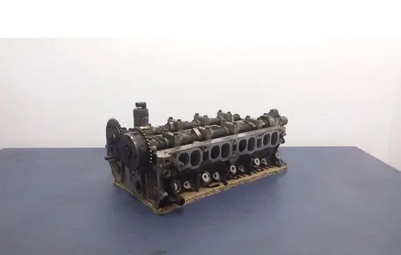 Mazda CX-7 Engine head L3K9